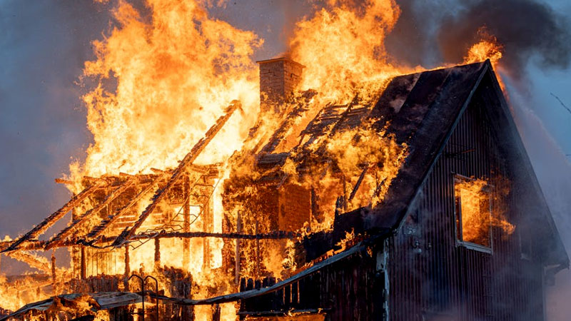 Home Insurance vs Fire Insurance: What offers better protection?